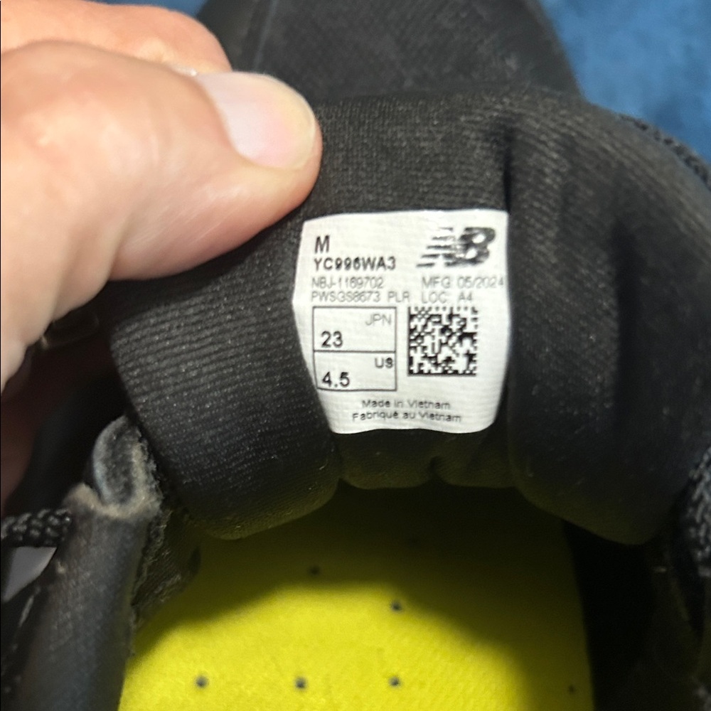 New Balance Kids Black and White 996 Sneakers - Picture 7 of 7
